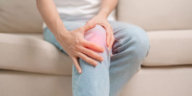 knee pain postpartum